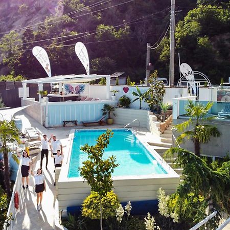 Ieşelniţa Riviera 990 - Resort & Restaurant מראה חיצוני תמונה