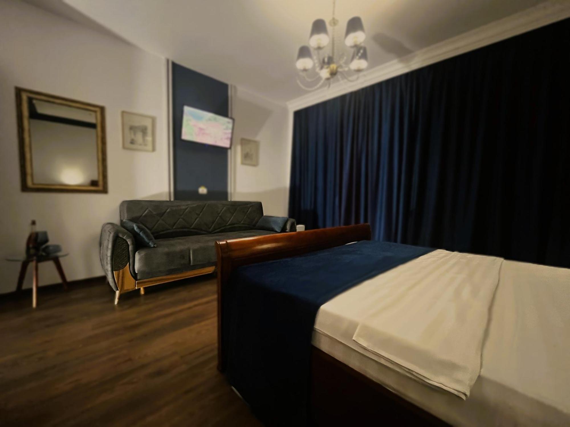 Ieşelniţa Riviera 990 - Resort & Restaurant מראה חיצוני תמונה