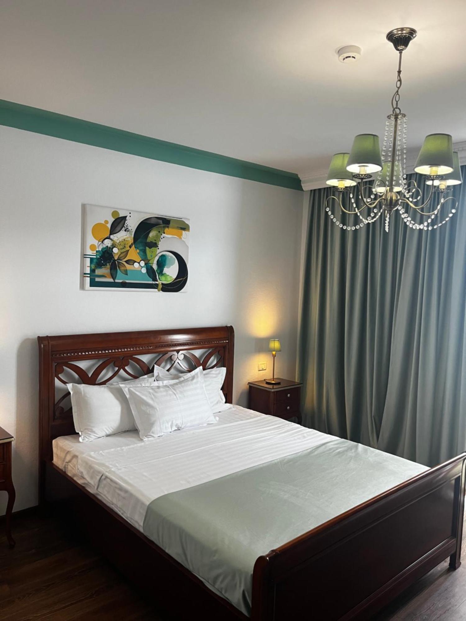 Ieşelniţa Riviera 990 - Resort & Restaurant מראה חיצוני תמונה