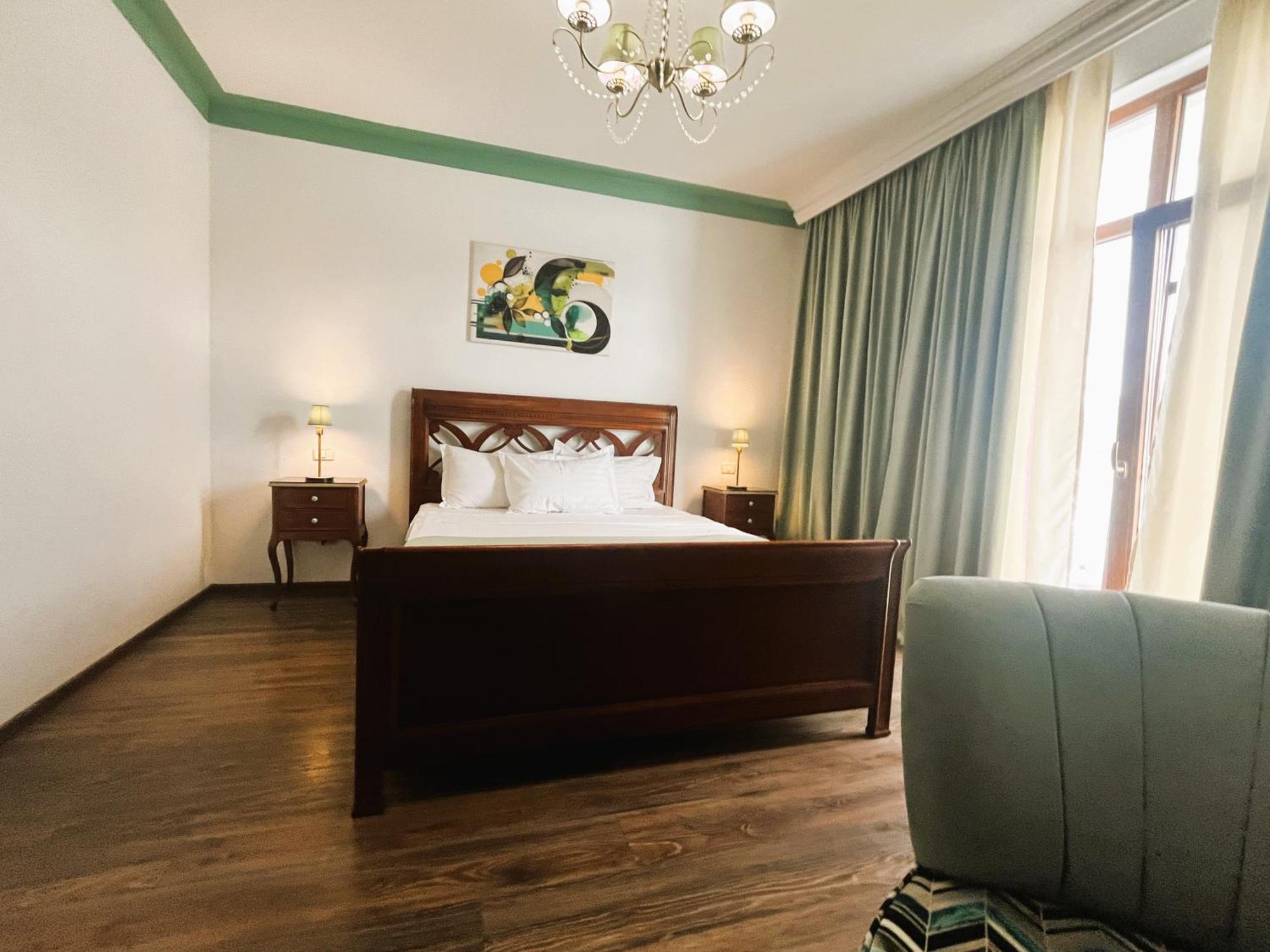 Ieşelniţa Riviera 990 - Resort & Restaurant מראה חיצוני תמונה